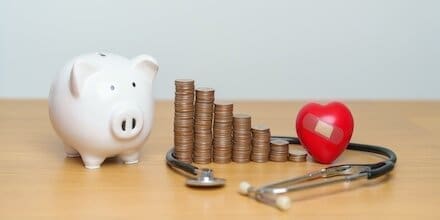modèle de lettre gratuit pour contester l'augmentation des complémentaires santé en 2026, avec conseils et exemples pour défendre vos droits efficacement.