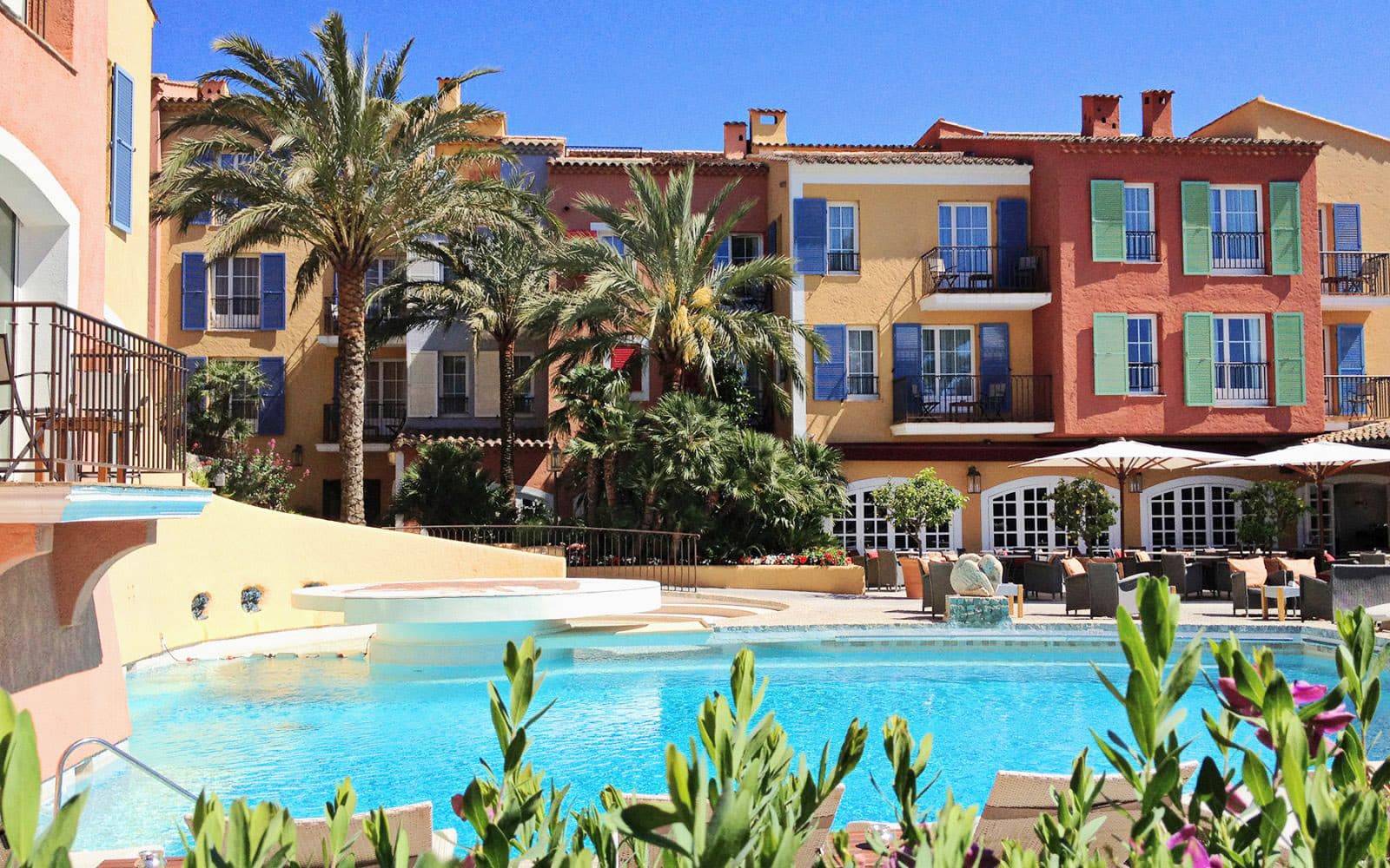 découvrez saint-tropez, une légende intemporelle alliant beauté méditerranéenne, glamour et histoire riche.