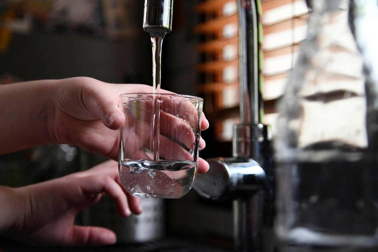découvrez tout sur la hausse des tarifs de l'eau à narbonne : causes, impact sur les habitants et conseils pour gérer votre consommation.