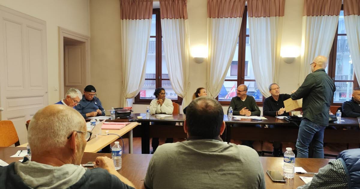 Des augmentations tarifaires qui déclenchent de vifs débats au sein du conseil municipal