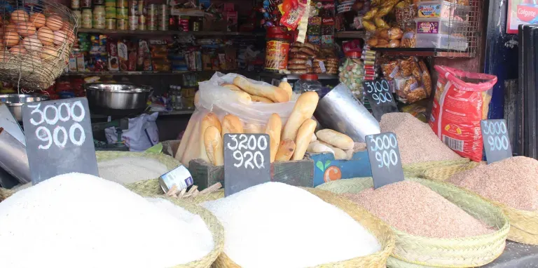 Hausse des prix du riz en magasin : découvrez les 10 raisons qui expliquent cette flambée